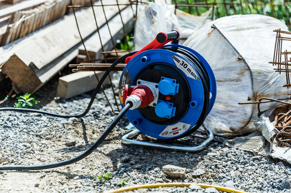 Brennenstuhl Brennenstuhl - Garant - CEE 1 - IP44 - Kabelhaspel 30m - H07RN-F 5G1,5 - 1182720 Brennenstuhl Brennenstuhl - Garant - CEE 1 - IP44 - Kabelhaspel 30m - H07RN-F 5G1,5 - 1182720