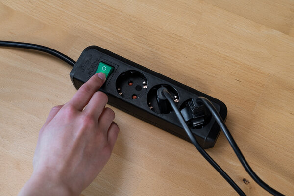 Brennenstuhl Brennenstuhl - Eco-line - Stekkerdoos - 3-voudig - 3m Kabel - Zwart - 1152300400 Brennenstuhl Brennenstuhl - Eco-line - Stekkerdoos - 3-voudig - 3m Kabel - Zwart - 1152300400