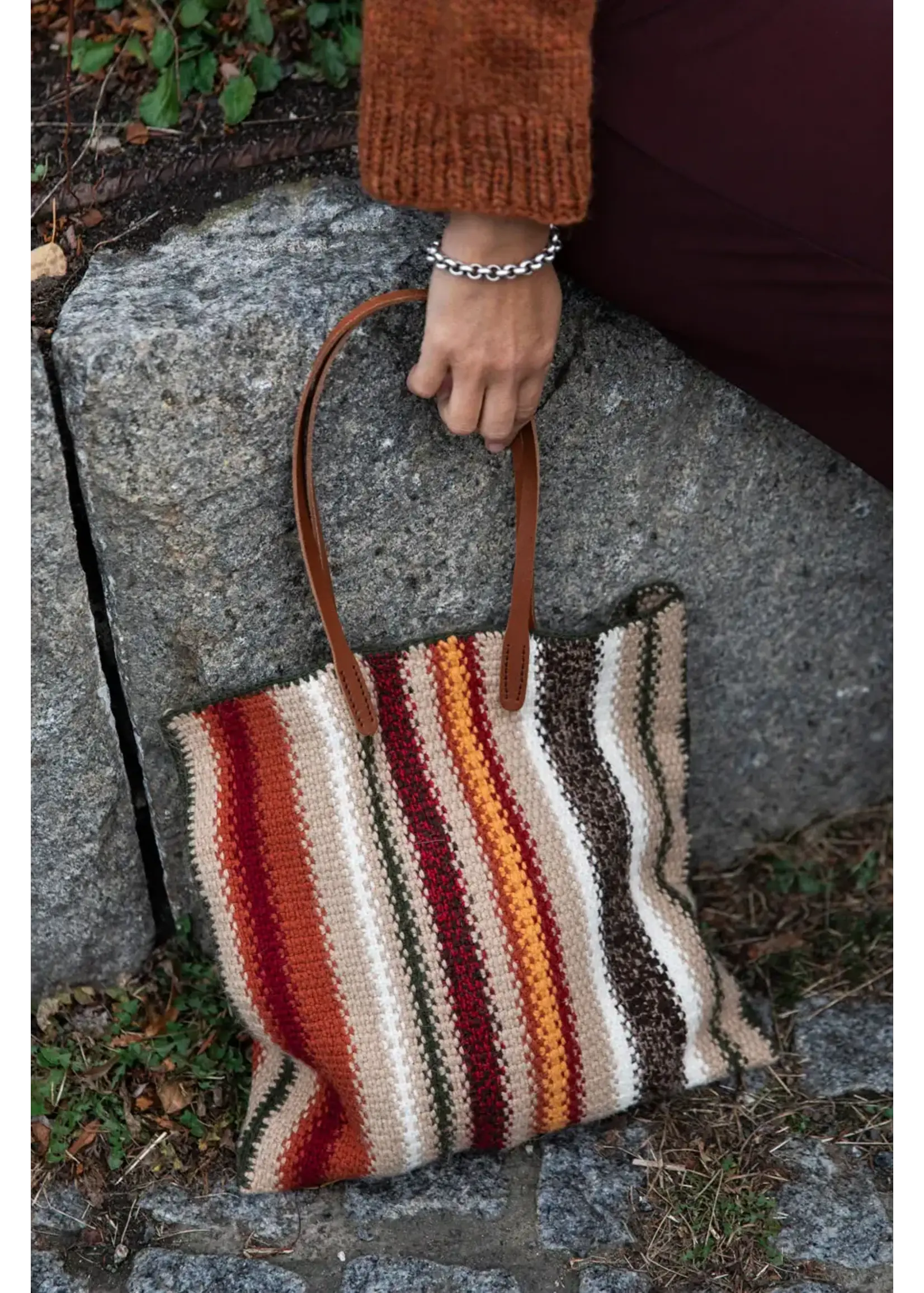 52 Weeks of Scrap Yarn: Projects for Crafters   LAINE