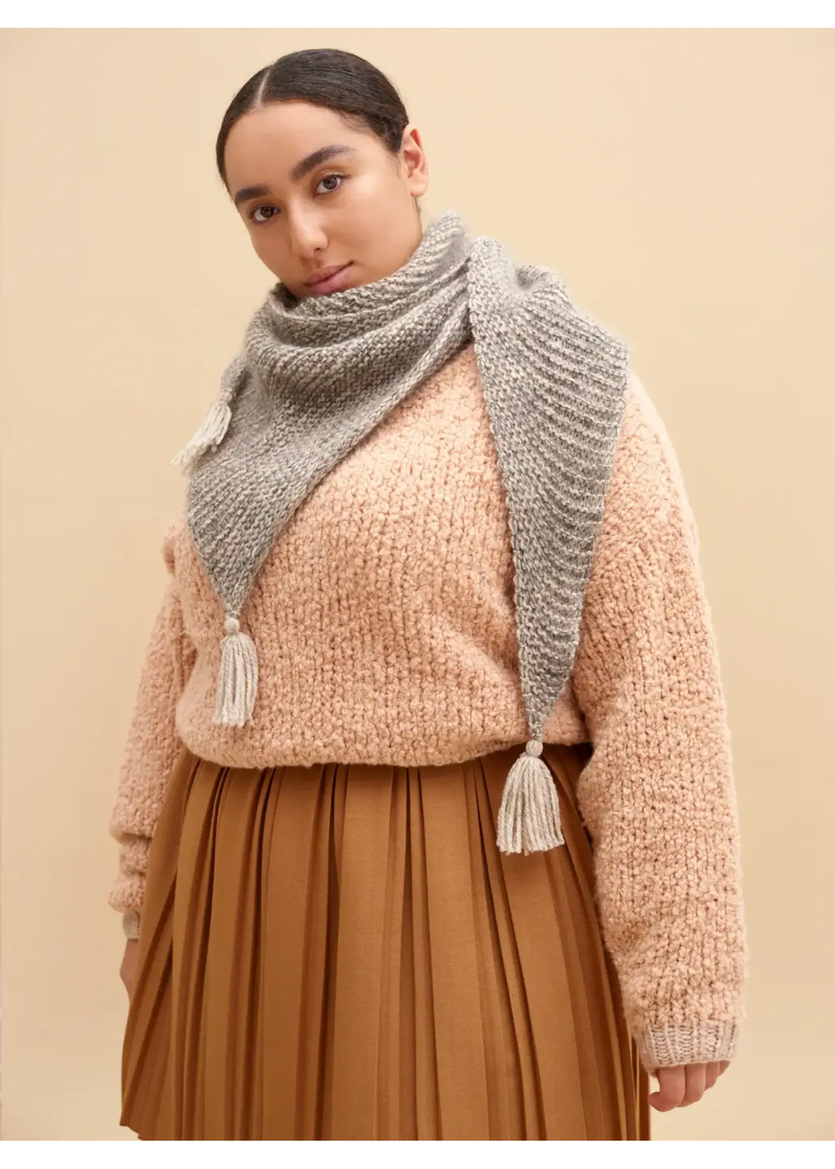 52 Weeks of Easy Knits Laine Publishing