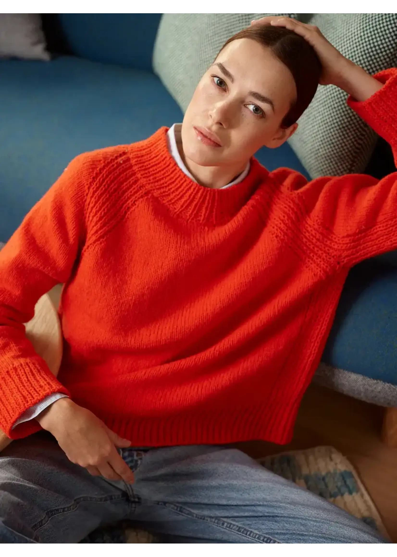 52 Weeks of Sweaters   boek Laine Publishing