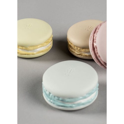 Lladró Macarons Figurine.