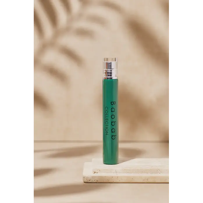 Baobab Interieurspray Woods Broceliande – Luxe Huisparfum met Elemi, Vetiver & Mos – Exclusieve Geurbeleving 44 ml Baobab Interieurspray Woods Broceliande – Luxe Huisparfum met Elemi, Vetiver & Mos – Exclusieve Geurbeleving 44 ml