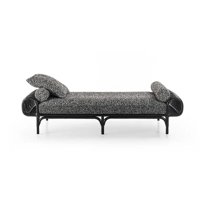 Frigerio Pan Daybed – Sculpturale Design Daybed in Gebogen Rietwerk