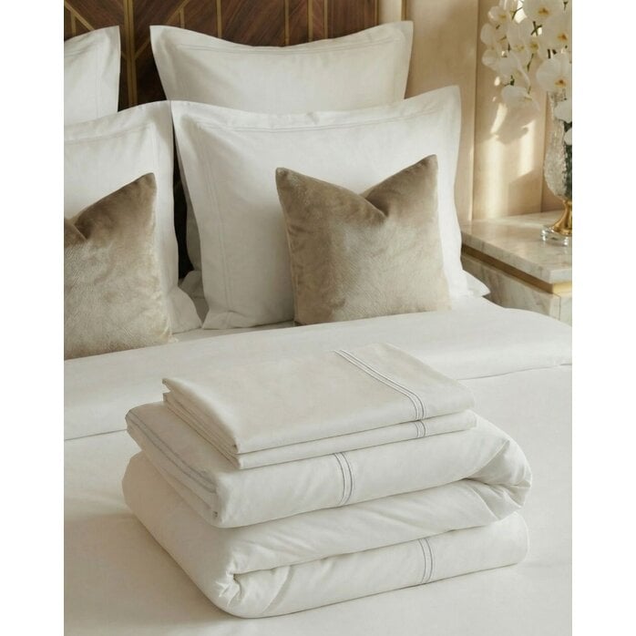 Cazzura Cazzura X Proluca Dekbedovertrek - White on White - 260x220cm