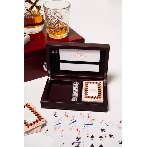 House of Nobilique Card Box Burgundy – Luxe Lederen Speelkaarten Box met Dice & Yahtzee Notitieboek
