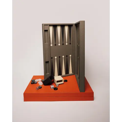 House of Nobilique Big Backgammon Taupe – Oversized Luxe Lederen Backgammon Table Book (48 x 58 cm)
