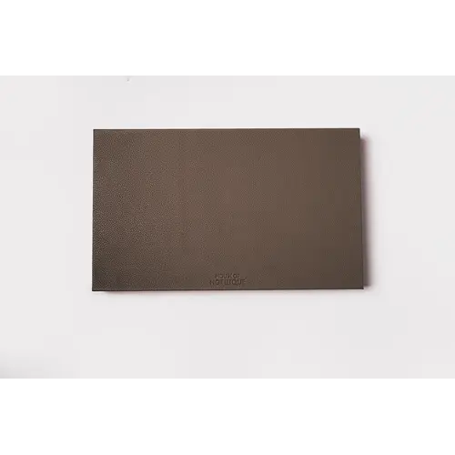 House of Nobilique Big Backgammon Taupe – Oversized Luxe Lederen Backgammon Table Book (48 x 58 cm)