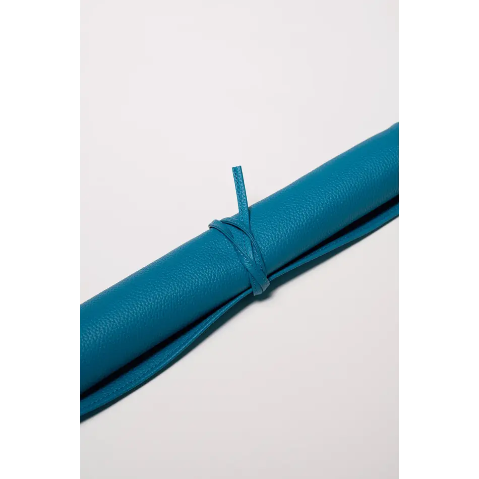 House of Nobilique Roll Up Ludo Azure Blue - Deluxe Leather Mens Erger Je Niet Travel Set (44 x 39 cm)