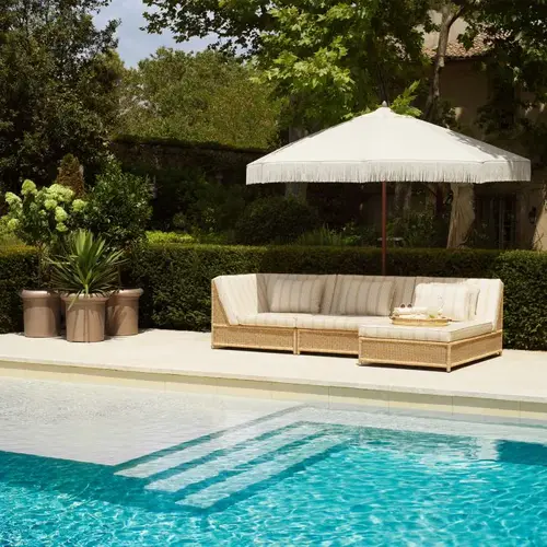 Eichholtz Hampton Outdoor Modular Hoekstoel – Faux Rattan | Saville Beige Gestreept