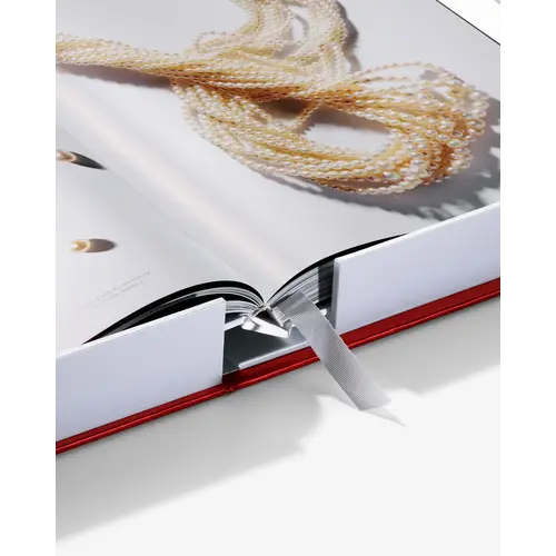 Assouline Ultimate Bahrain Pearls: Treasures from the Land of Two Seas