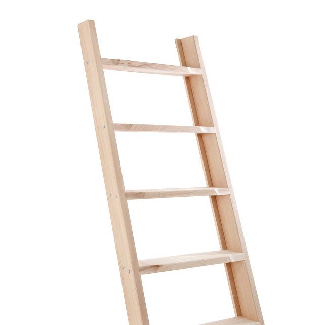 Houten zoldertrap  beuken (timmermanstrap)