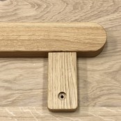 Doorlopende eiken trapleuning 150cm (onbehandeld) Doorlopende eiken trapleuning 150cm (onbehandeld)