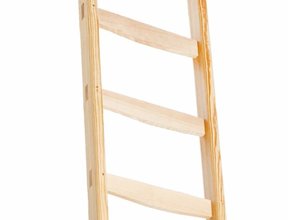 Échelle simple droite en bois