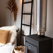 Échelle de décoration en chêne noir