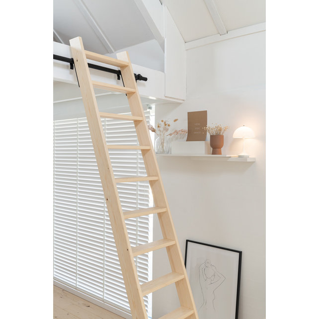 Escalier Miller en pin