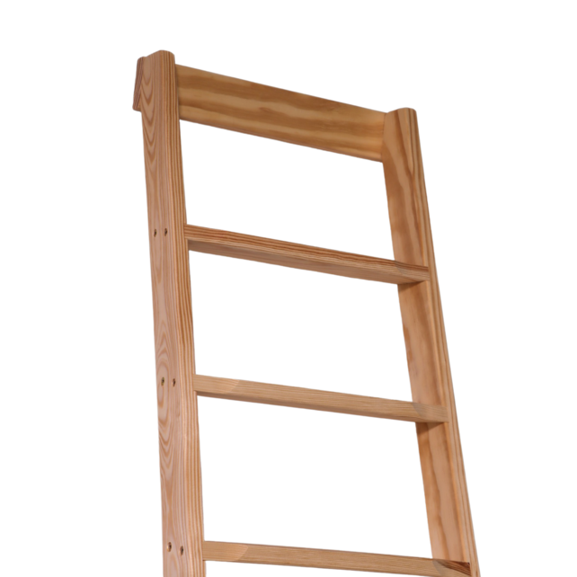 Escalier à faible encombrement en pin