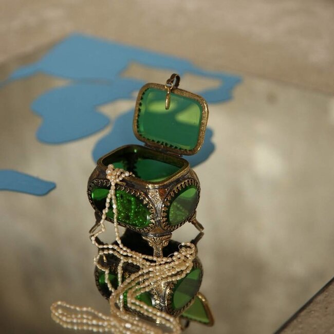 Goods jewelry box medium