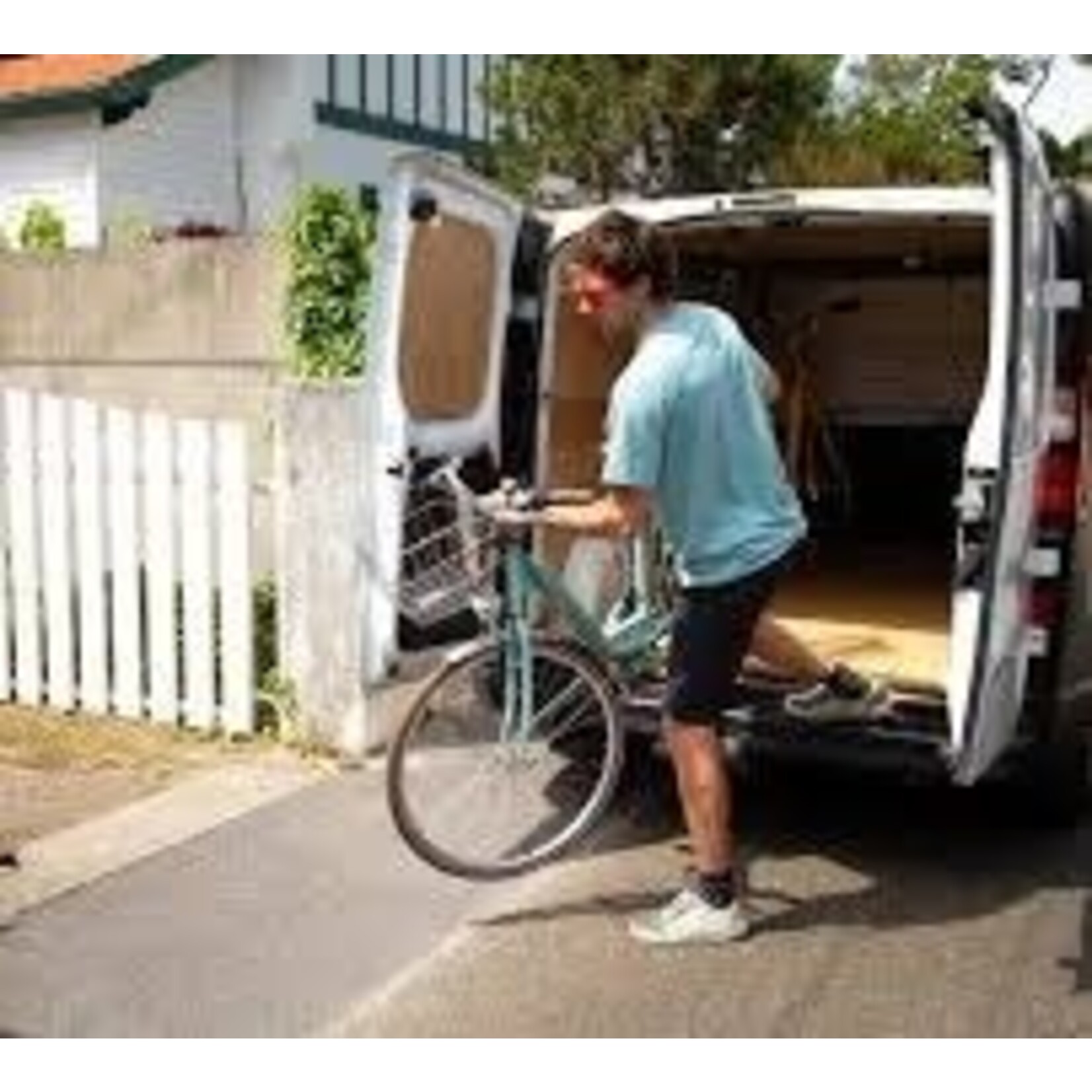 Duff Cycles Collection/Delivery Service Charge
