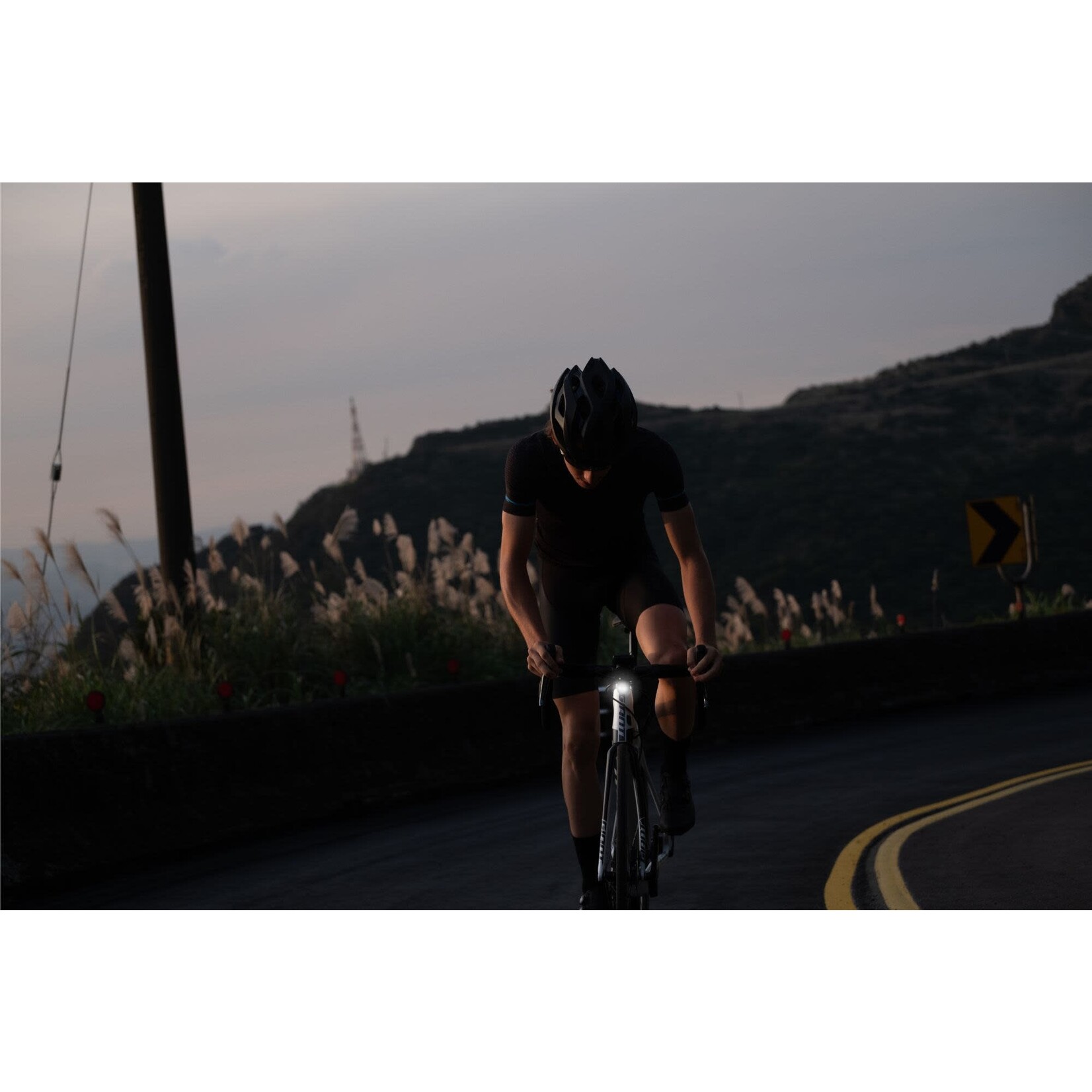GIANT Recon HL 100 Front Light