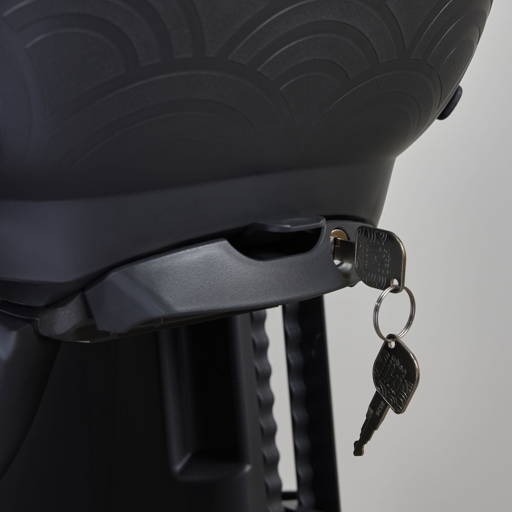 Urban Iki Child Seat TA-KE Carrier Mount Bincho Black