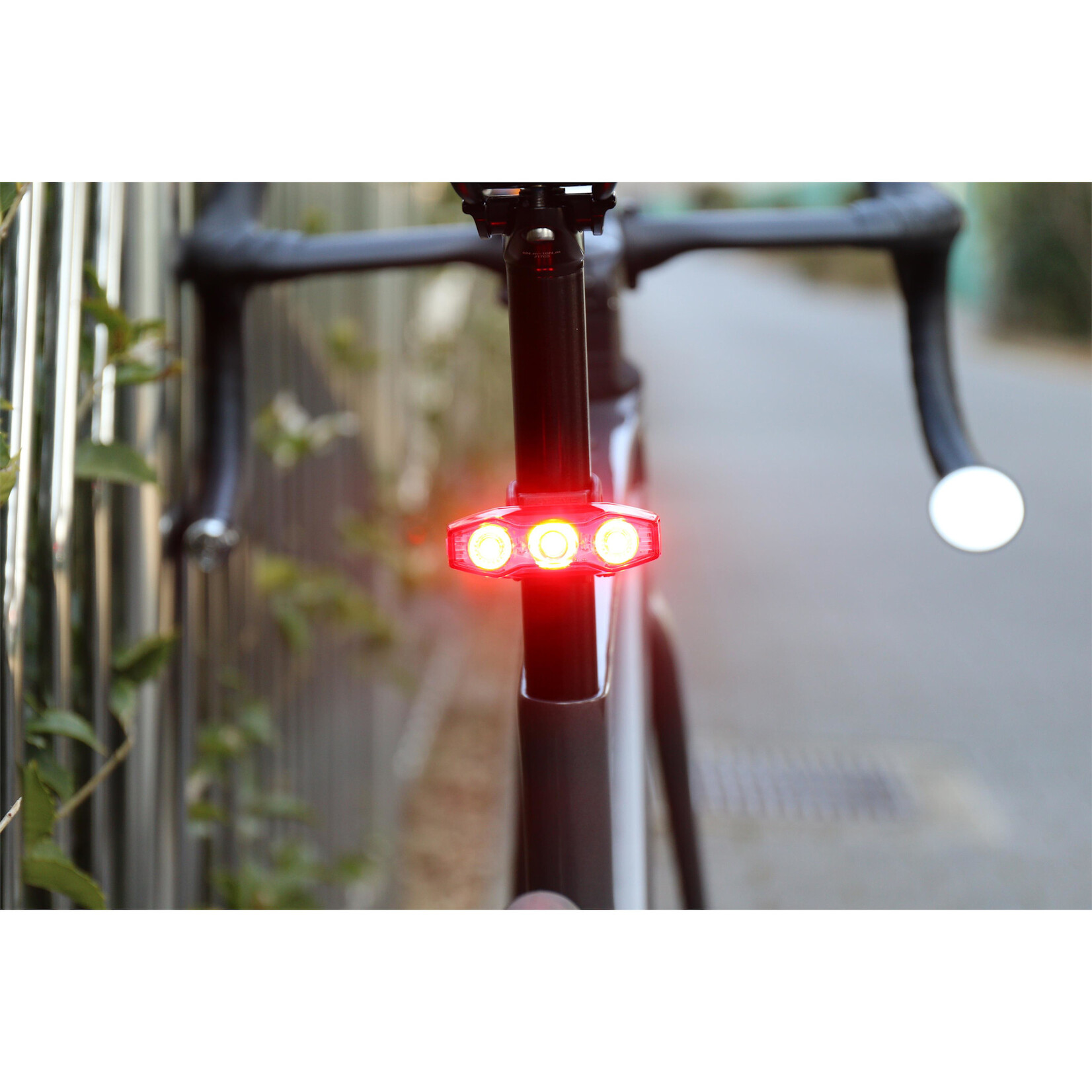 Cat Eye Viz 450 II Rear Bike Light