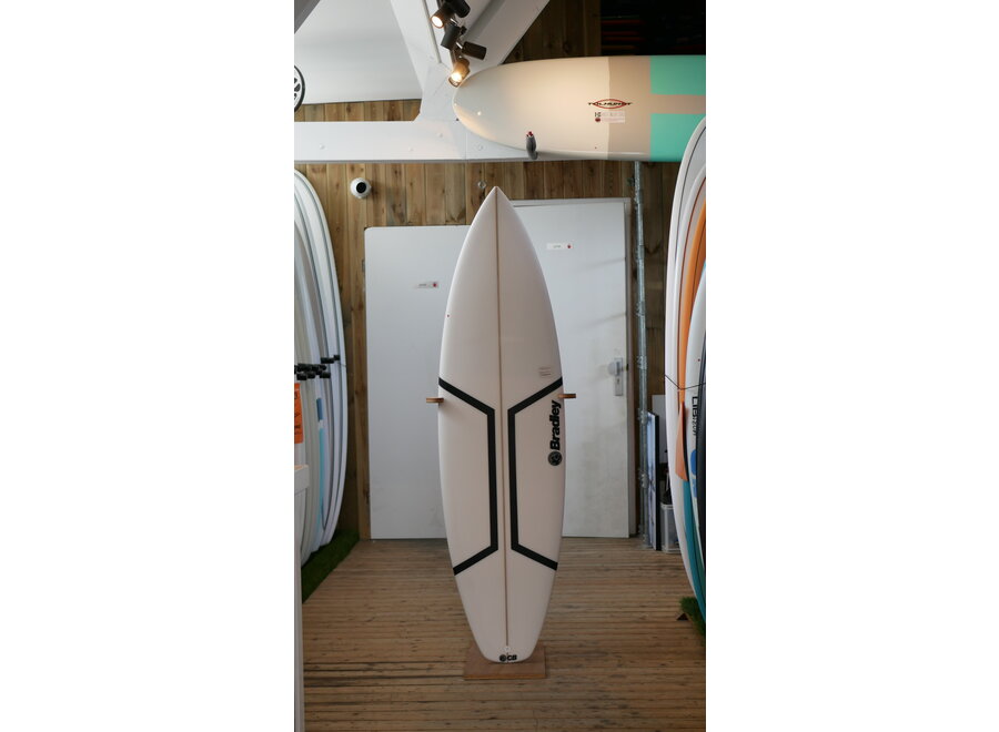 Bradley Surfboard Gladiator 5.11