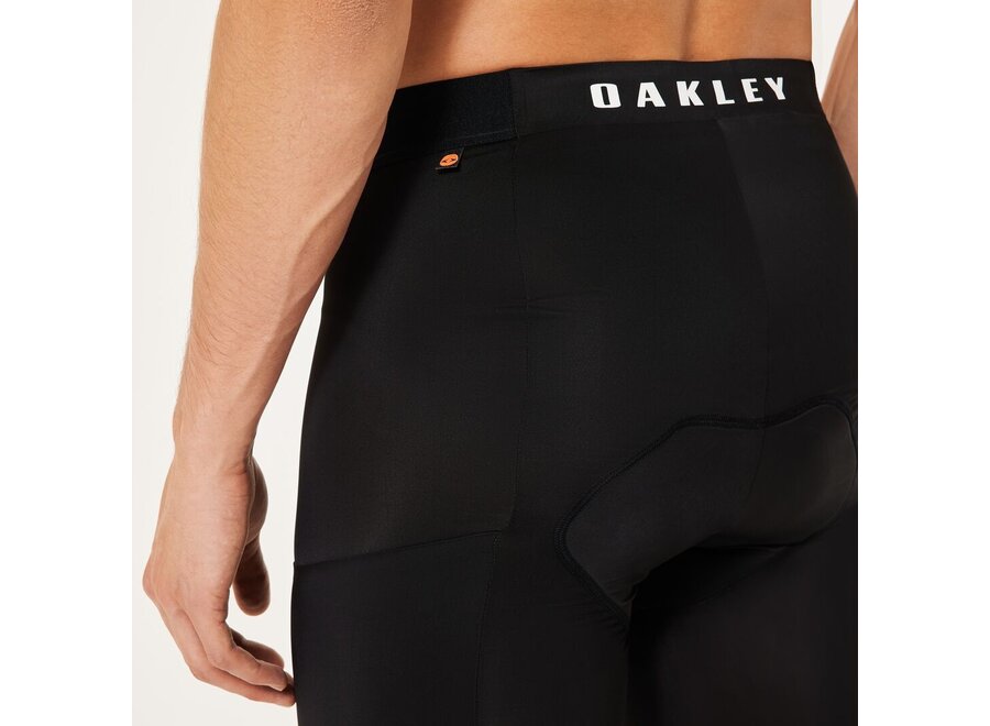 Oakley Seeker Ultra Liner Short Blackout