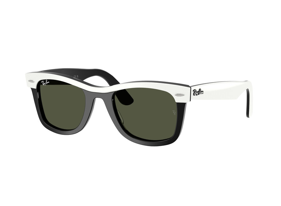 Ray-Ban Wayfarer White On Black