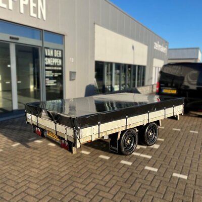 Aanhangerzeil op maat: waarom kiezen voor maatwerk?