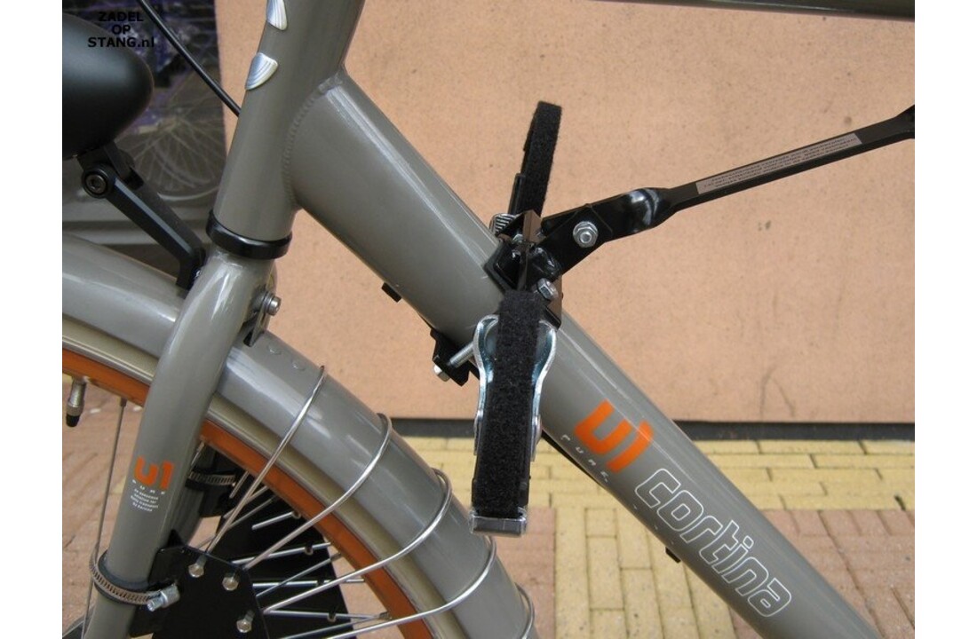 Zadel Op Stang Model 2 Voor Herenfiets Met Dubbele Stang