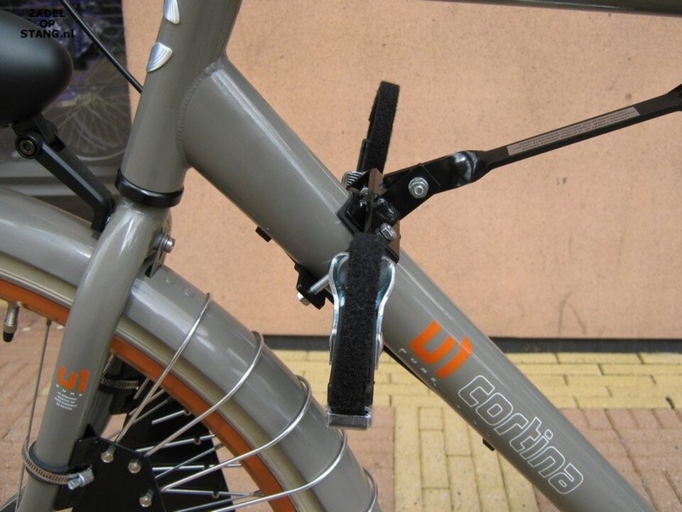 Zadel Op Stang Model 2 Voor Herenfiets Met Dubbele Stang