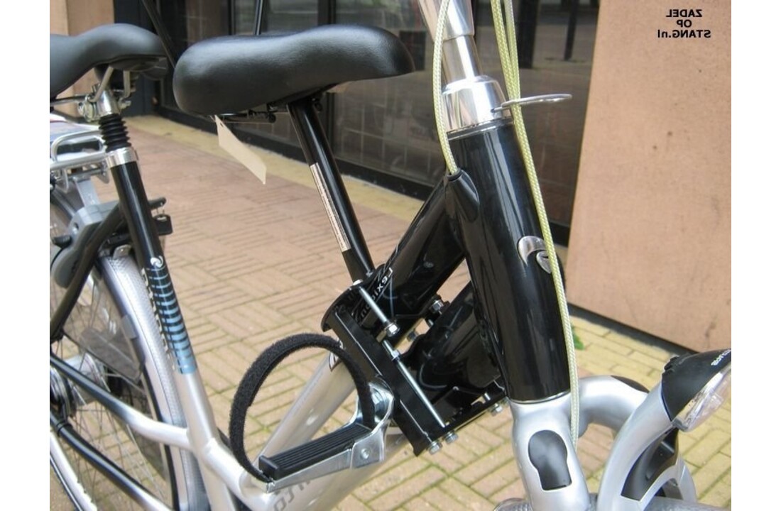 Zadel Op Stang Model 3 Voor Damesfiets Dubbele (oversized) Stang