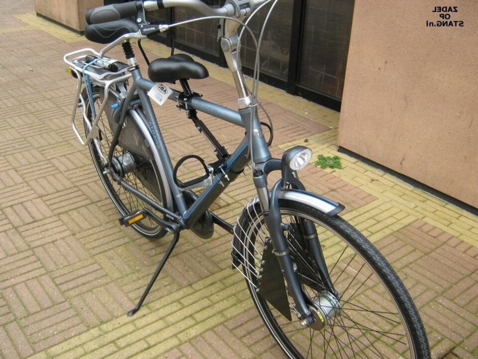 Zadel Op Stang Model 5 Voor Herenfiets Met Oversized Stang