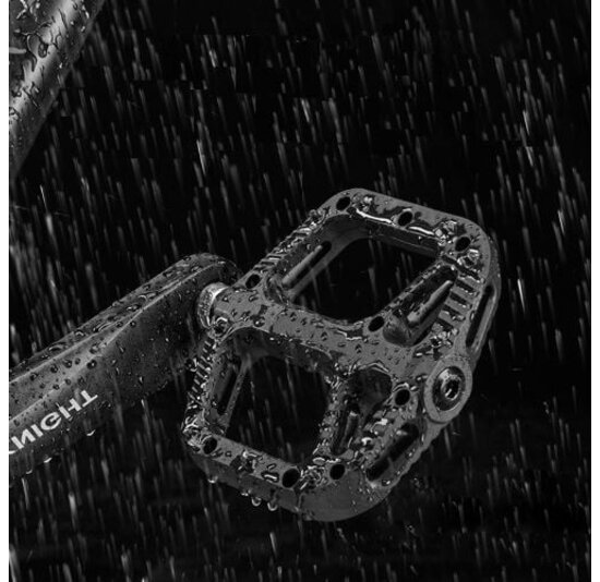 Voltano MTB / Race Fietspedalen - Zwart - Antislip - Grip Pinnen