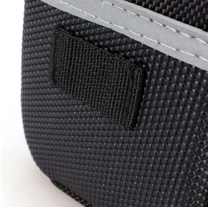 Voltano Zadeltas - Zwart - Waterdicht - 2 liter