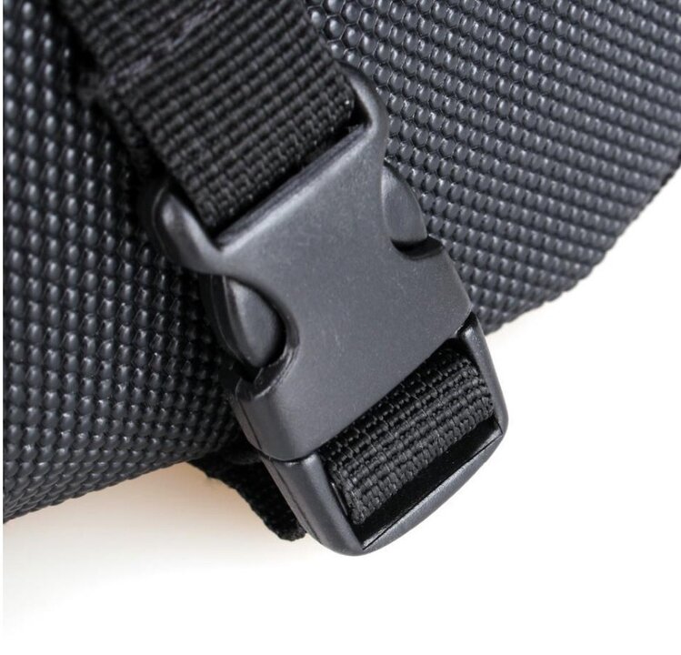 Voltano Zadeltas - Zwart - Waterdicht - 2 liter