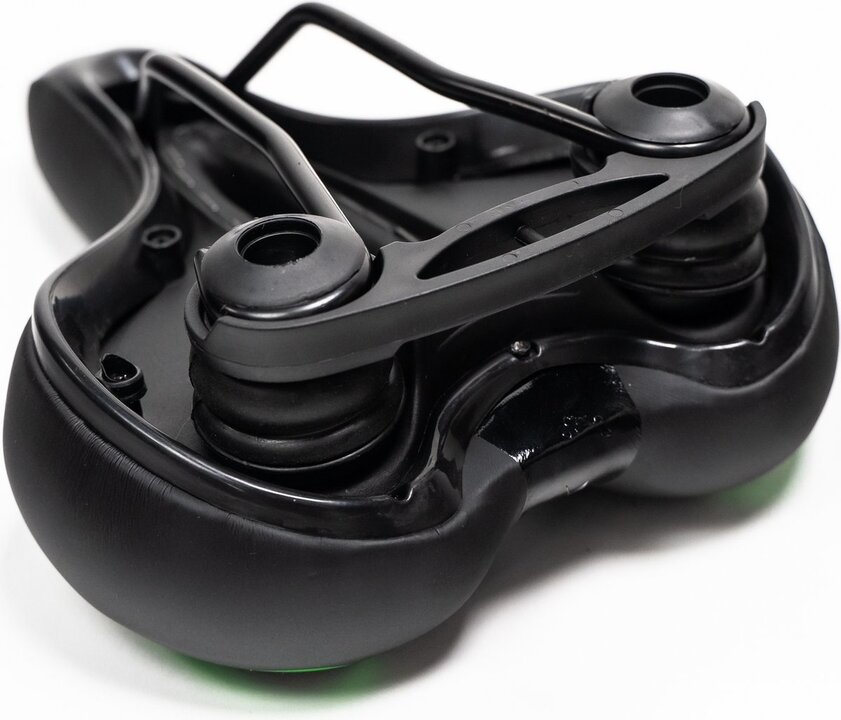 Voltano Fietszadel City / Tour - Zwart / Groen - Met Uitsparing - Gel - Incl. Zadelstrop - Unisex