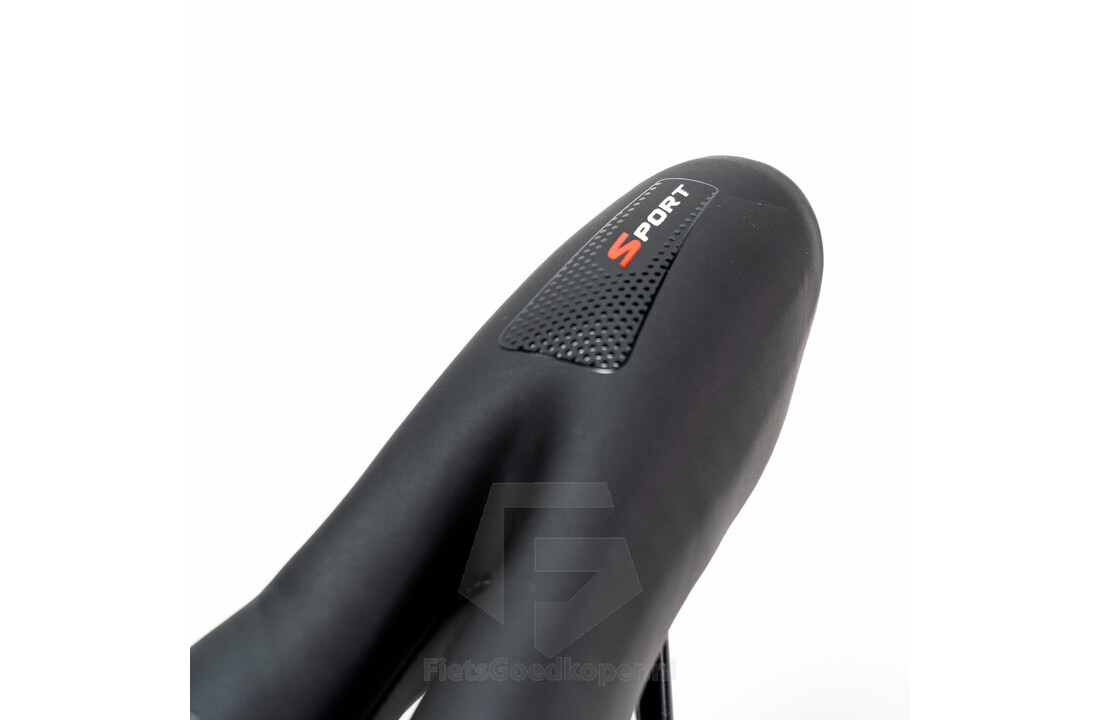Voltano Anatomic Fietszadel – Zwart / Rood - Uitsparing