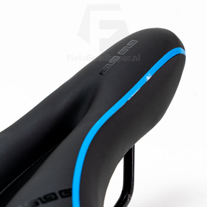 Voltano Greek Trekking Fietszadel – Zwart / Blauw - Uitsparing - Inclusief Zadelstrop