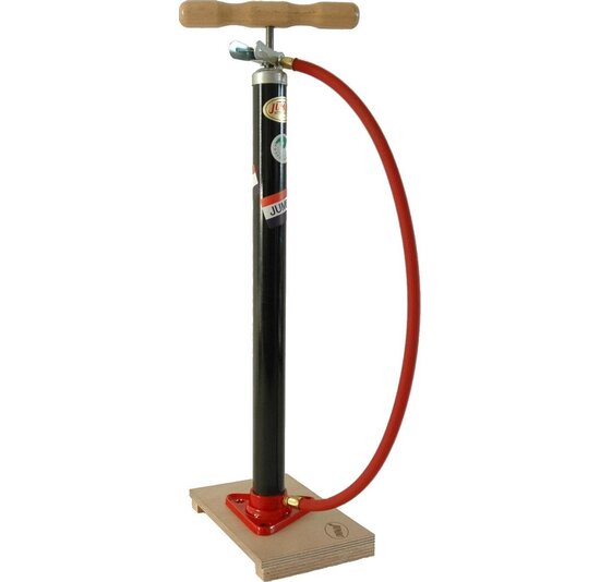Jumbo Fietspomp Op Houten Plank