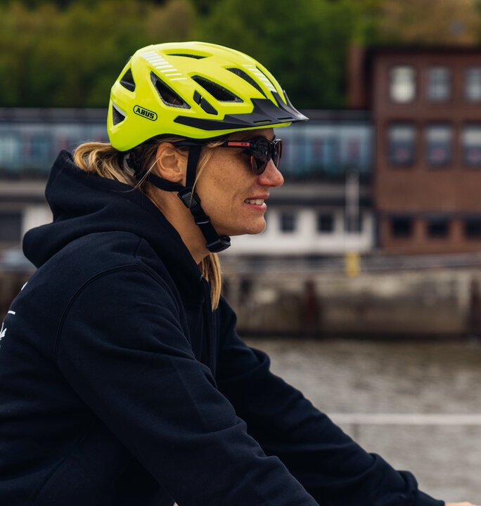 Abus Fietshelm Urban-I 3.0 - Signal Yellow