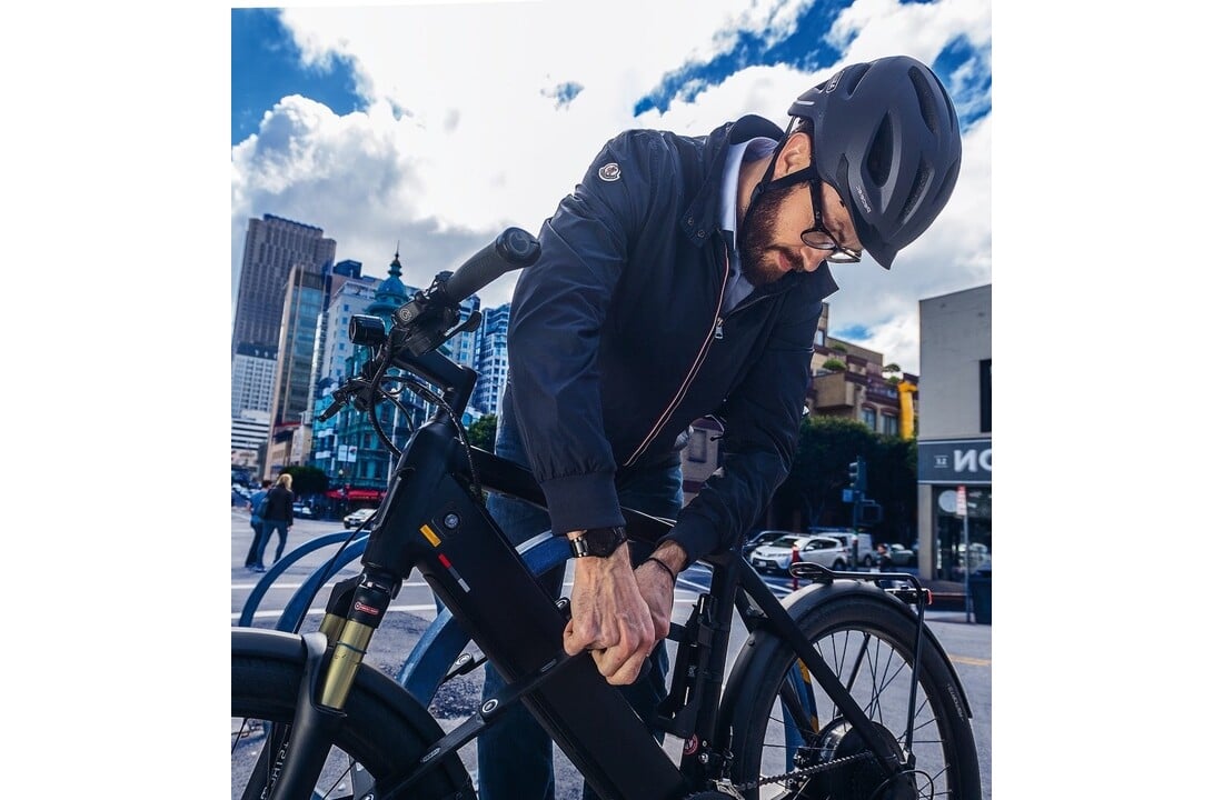 Abus Pedelec 1.1 Fietshelm - Velvet Black