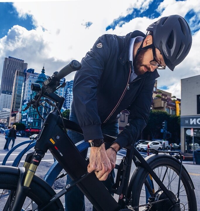 Abus Pedelec 1.1 Fietshelm - Velvet Black