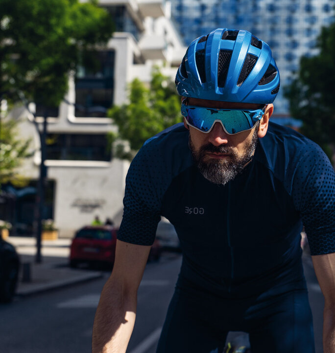 Abus Fietshelm Macator - Steel Blue