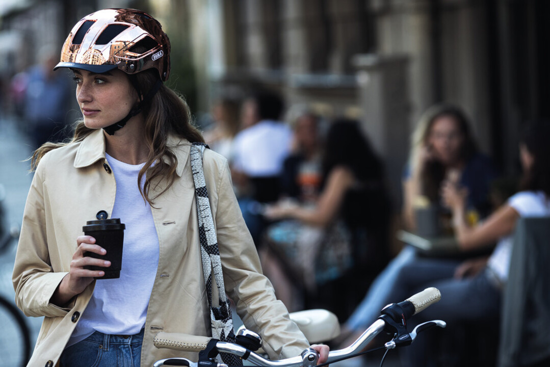 Abus Fietshelm Hyban 2.0 - Chrome Rosé