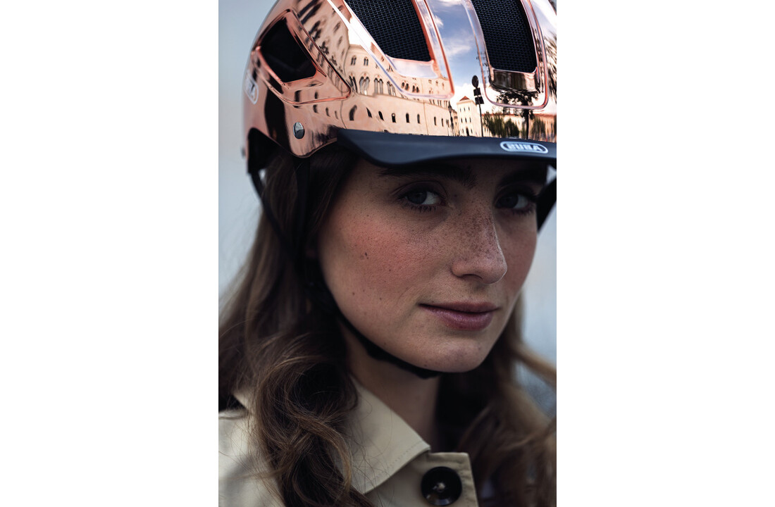 Abus Fietshelm Hyban 2.0 - Chrome Rosé