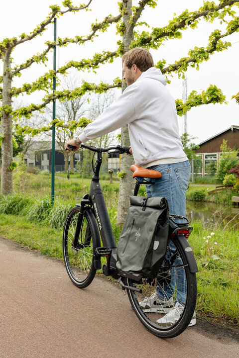 Voltano Dames Fietszadel - Bruin - Uitsparing - Waterdicht - Elastomeer Vering - Gratis Zadelstrop