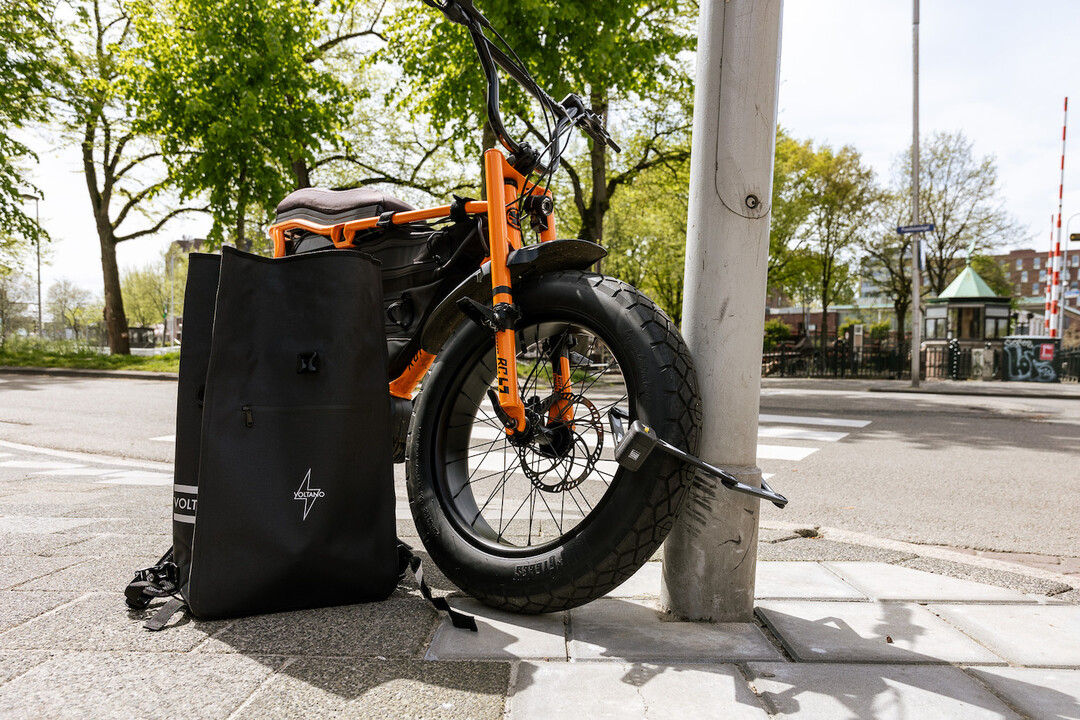 Voltano Luxe E-bike Fietstas / Rugtas - Zwart - 28L - Laptopvak