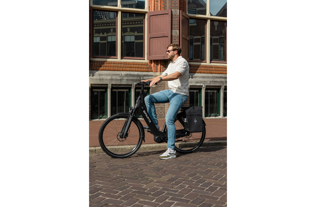 Voltano Luxe E-bike Fietstas / Rugtas - Zwart - 28L - Laptopvak